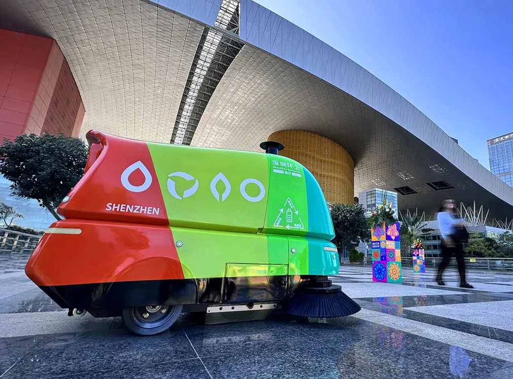 深圳环卫作业车公共识别形象